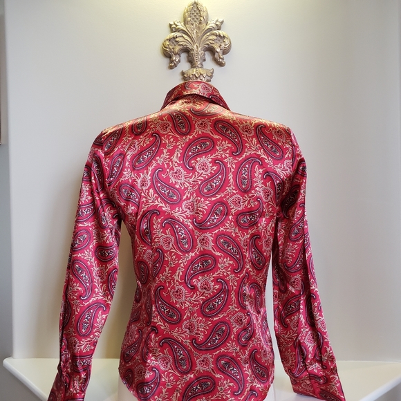 2/$29 Paisley pattern blouse. - Picture 2 of 8